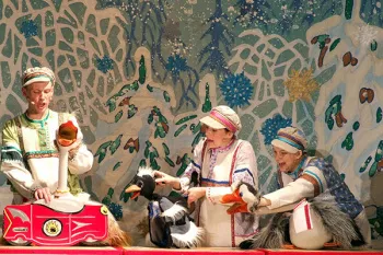 Новогодний спектакль "Как Дед Мороз гусей спасал"